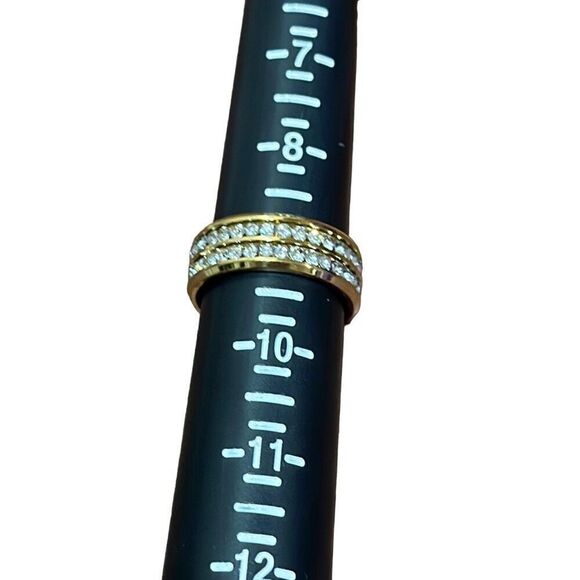 Brand New!! Size 9 stainless steel double row zircon stone ring - Picture 4 of 4